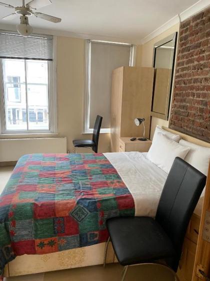 Seven Dials Hotel Annexe - image 17
