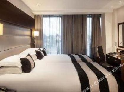 Park Grand London Heathrow