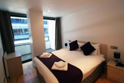 One Bed Serviced Apt in Farringdon - image 4