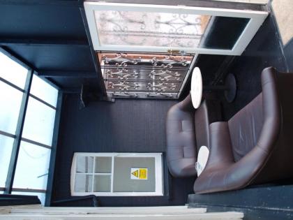Heathrow Stay - image 12