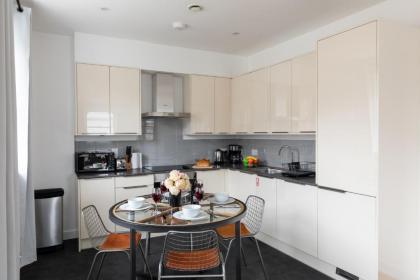 homely – Central London Prestige Apartments Camden - image 17