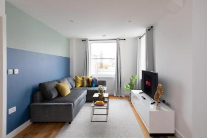 homely – Central London Prestige Apartments Camden - image 9