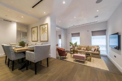 Two bedroom apartment on Chancery Lane - image 10