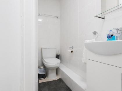 Canary Wharf Studios - image 18