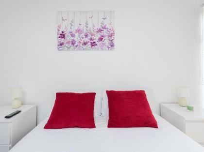 Canary Wharf Studios - image 3