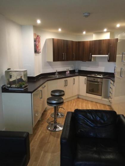 East London Apartment - image 12