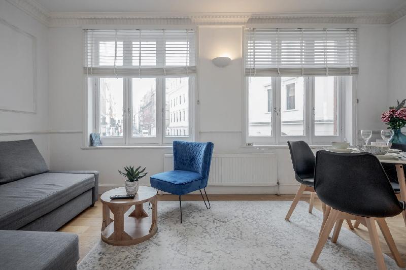 Beautiful apartment next to Covent Garden Market - main image