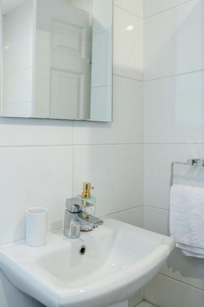 Beautiful apartment next to Covent Garden Market - image 18