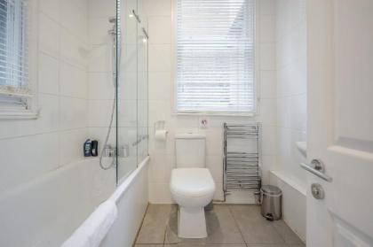 Beautiful apartment next to Covent Garden Market - image 9