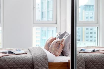 One Bedroom apartment in Aldgate - image 6
