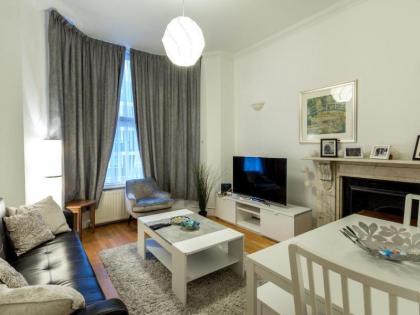 Spacious Centrally Located One Bed 