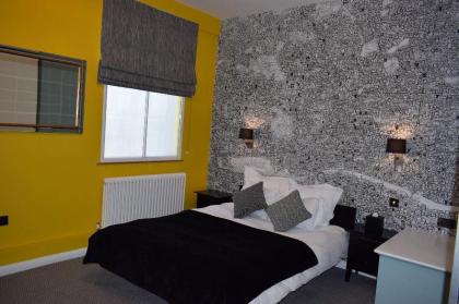 The Fitzrovia Belle Hotel - image 2