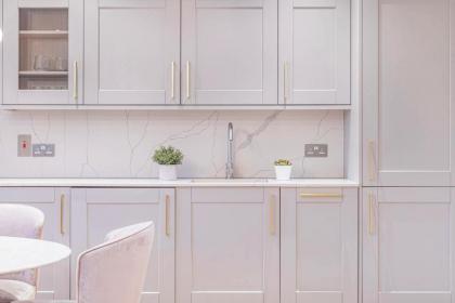 Royal Kensington - Standard 3 bed - image 16