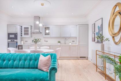 Royal Kensington - Standard 3 bed - image 4