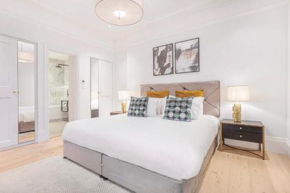Royal Kensington - Standard 3 bed - image 8