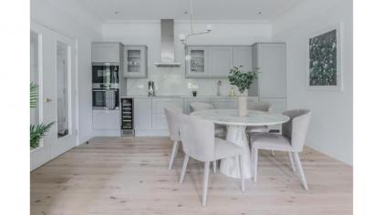 Royal Kensington - Premium 3 bed - image 16
