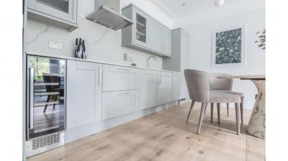 Royal Kensington - Premium 3 bed - image 6