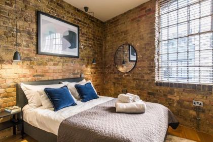 Stunning two bed stones throw to  Oxford Street - image 5