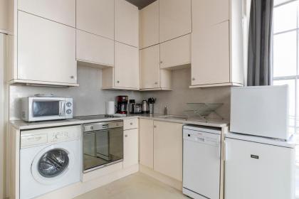 Holborn City Living - image 10