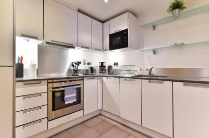 Holborn City Living - image 18