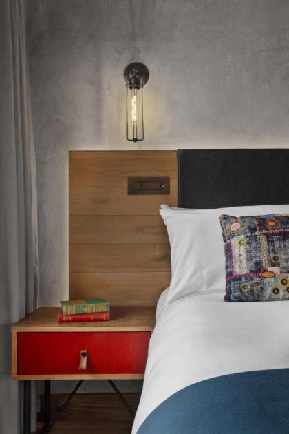 Treehouse Hotel London - image 22