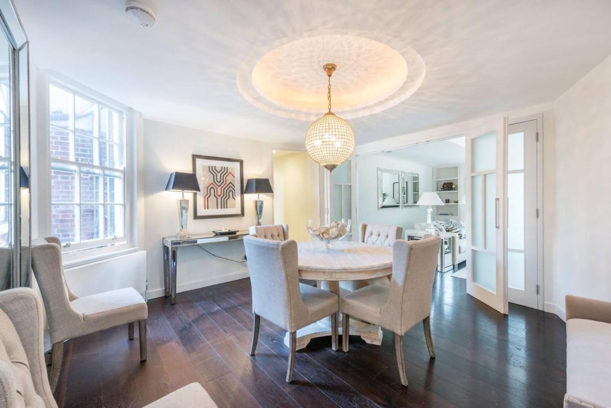 Luxurious 3-Bed Apartment in London - image 5