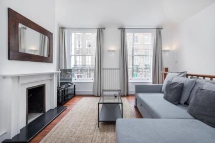 1BR Duplex apartment 10 min from Regents Park