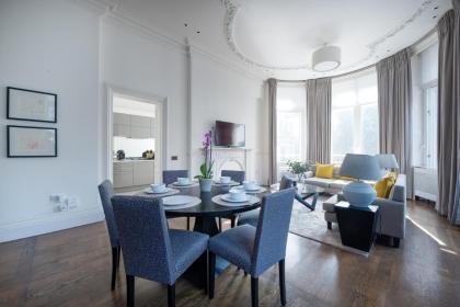 Grosvenor Gardens by CAPITAL - image 7