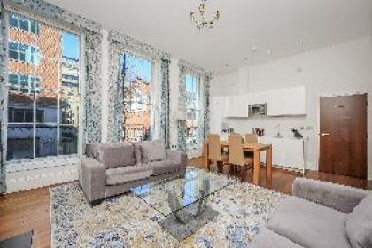Majestic one bedroom apartment with balcony