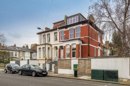 Lovely Designer 1 Bedroom Shepherd's Bush 7 min to tube - image 9
