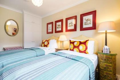 3 bedroom Apartment on Portobello Road in Notting Hill - image 10