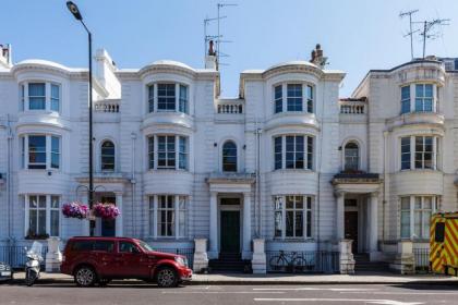 Elegant Airy 2 Bedroom Flat in Paddington - image 23
