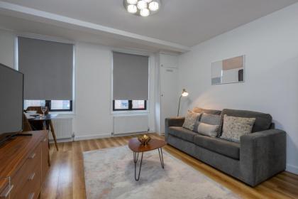 Deluxe Central London Camden - image 21