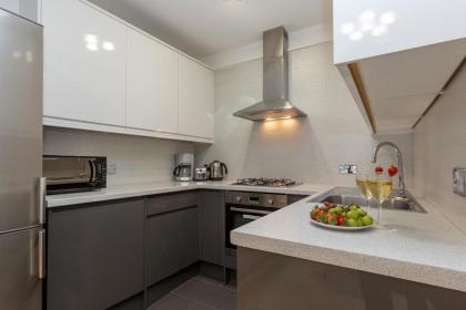 Deluxe Central London Camden - image 22