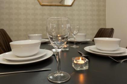 Deluxe Central London Camden - image 23