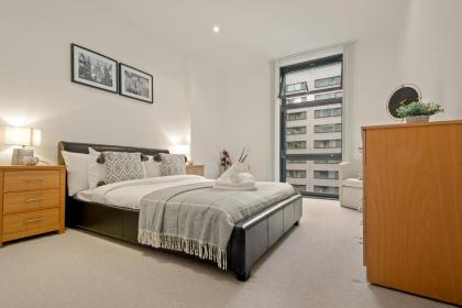 South Quay Apartments Canary Wharf