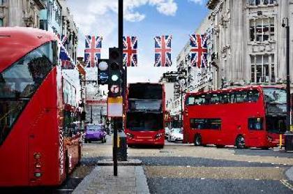 Stunning 2 Bedrooms Apartment Next Door To Selfridges and Oxford Street 