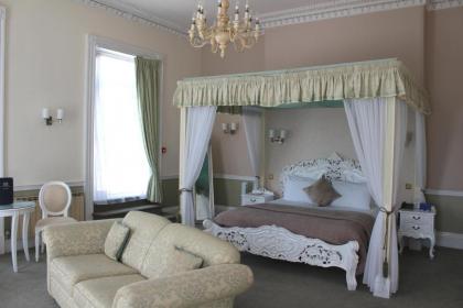 Manor Of Groves Hotel - image 5