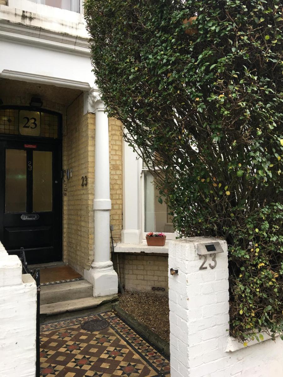 No 23 - image 3