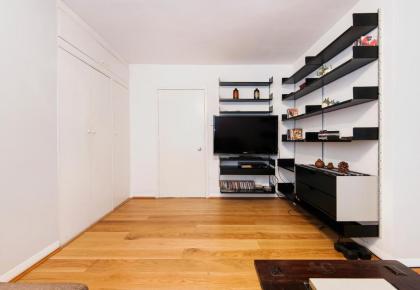 Lovely Flat in Literary London by UndertheDoormat - image 24