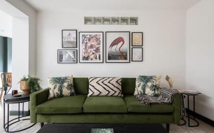 The Heart of Shepherds Bush - Modern 2BDR Apartment with Garden - image 18