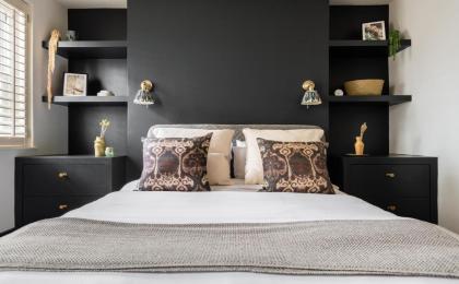The Heart of Shepherds Bush - Modern 2BDR Apartment with Garden - image 3