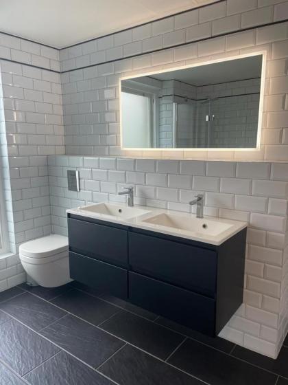 Luxury Apartment in Belsize Park - image 11