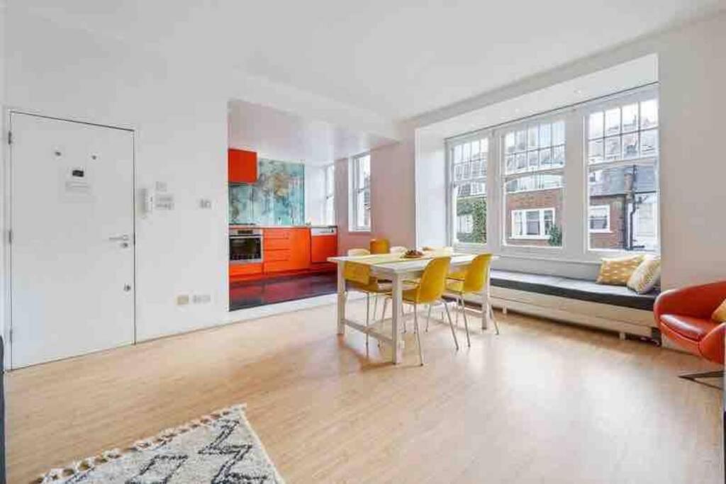 Luxury Apartment in Belsize Park - image 3