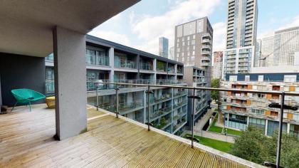 Two Bedroom Serviced Apartment in Indescon Square Canary Wharf - image 12