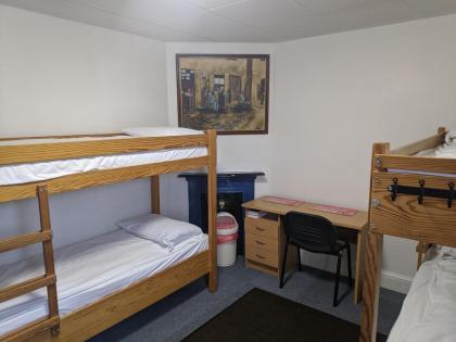 HARLOW INTERNATIONAL HOSTEL - image 8