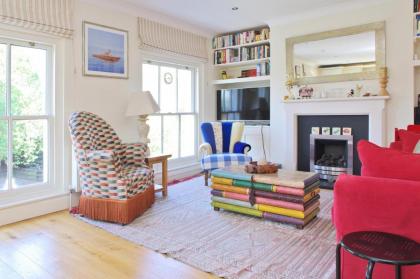Notting Hill Light & Airy