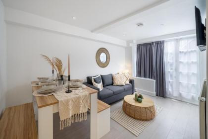 Central London Gem - 2 Bed Flat