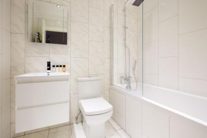 3VH Virginia House 31 Bloomsbury Way by City Living London - image 10
