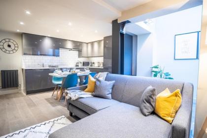Modern Two Bedroom Apartment in Fulham by Sojo Stay - image 2